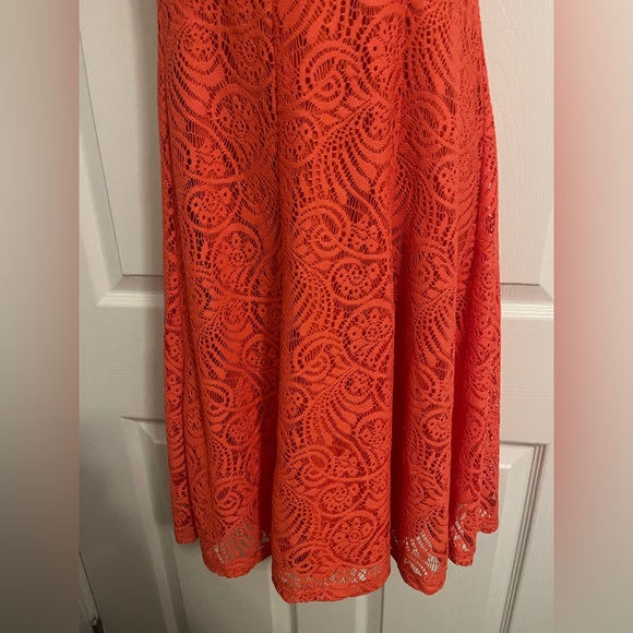 Liz Claiborne Elegant Coral Lace Crochet Dress - Picture 3 of 6
